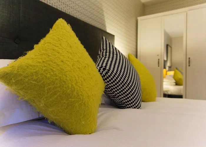 Blue River, Parking Subject To Availability Appartement *