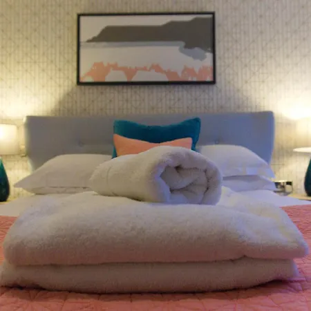 Apartment Blue River, Parking Subject To Availability York