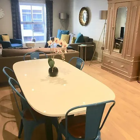 아파트 Blue River, Parking Subject To Availability 요크